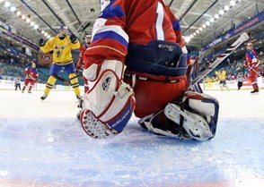 KAMLOOPS, BC - APRIL 1: Russia's Nadezhda Morozova #1 couldn't make the save on this play as Sweden's Johanna Olofsson #7 scores a first period goal during quarterfinal round action at the 2016 IIHF Ice Hockey Women's World Championship. (Photo by Andre Ringuette/HHOF-IIHF Images)


