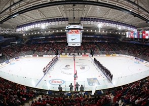 KAMLOOPS, BC - APRIL 4: USA and Canada get set to battle during gold medal game action at the 2016 IIHF Ice Hockey Women's World Championship. (Photo by Andre Ringuette/HHOF-IIHF Images)

